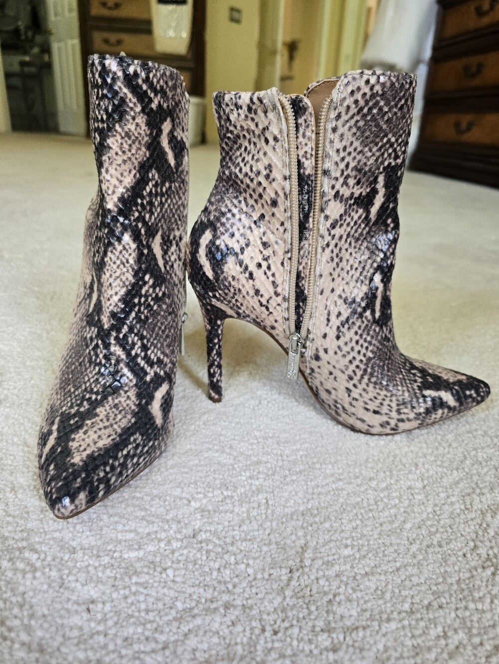 Jessica Simpson Brown Python Ankle Boots 36.5 New!